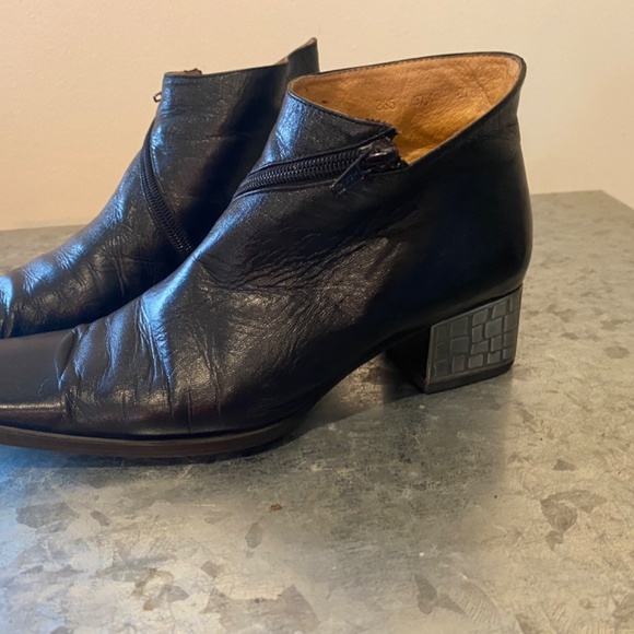 SENDA leather short boot - Picture 4 of 4